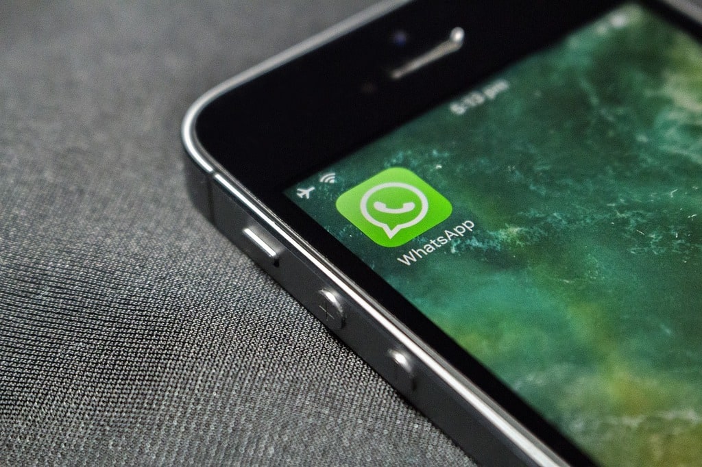 Institut de beauté : utiliser un chatbot WhatsApp pour répondre à vos clients